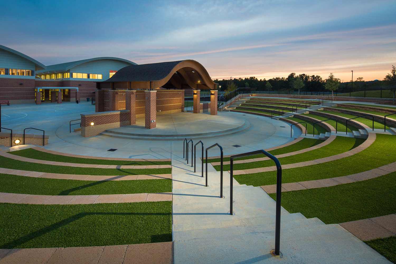 Los Angeles and Southern California Artificial Turf Amphitheater 